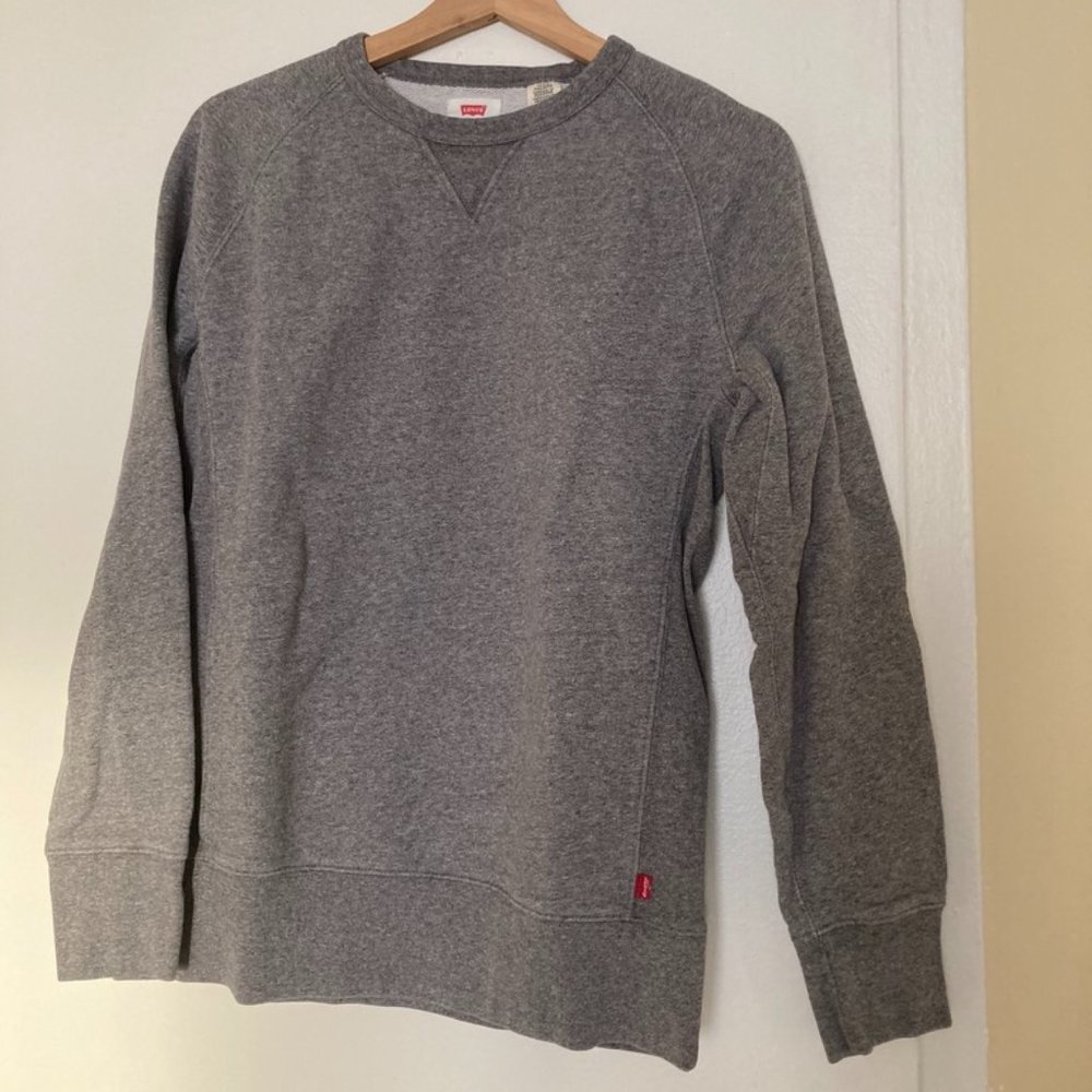 Levi's men's grey crewneck